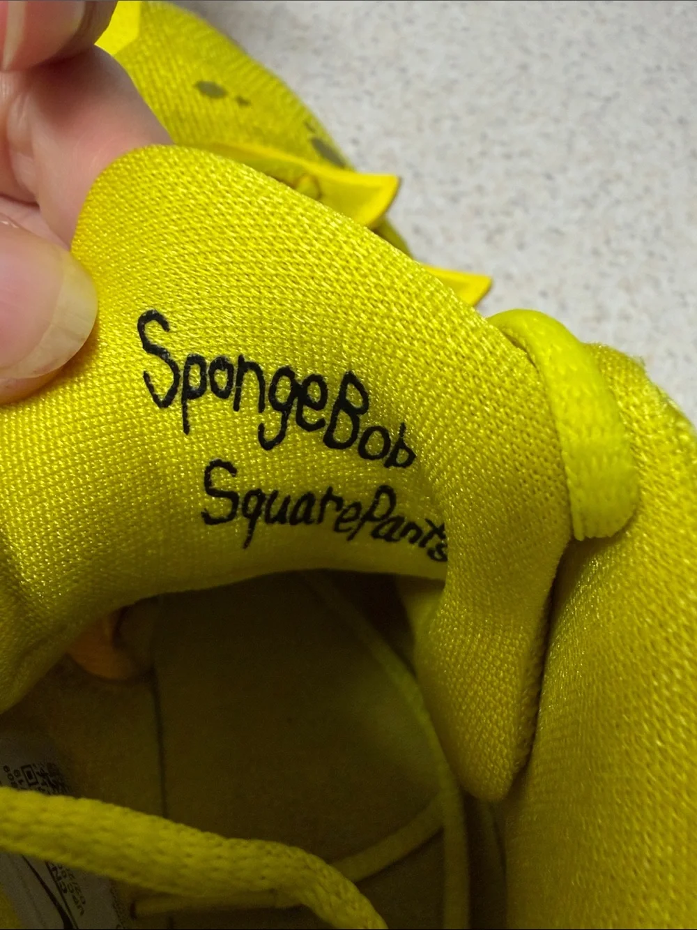 Nike Kyrie 5 x SpongeBob SquarePants